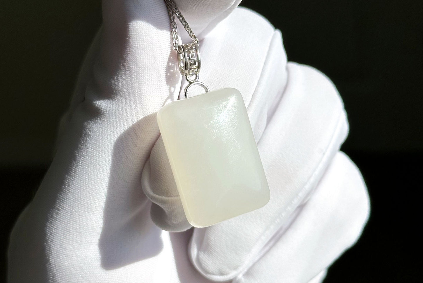 Certified Icy White Jade Small Wushi Pai Peace Amulet Pendant, White Nephrite Pendant, 天然无优化白玉小无事牌吊坠