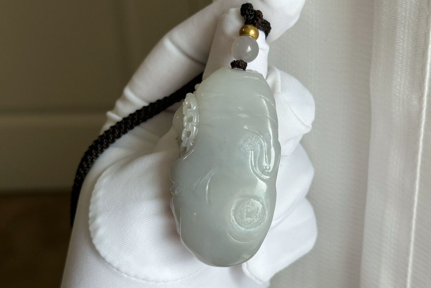 Certified Natural Qinghai Smoky Gray and White Nephrite Jade Hand-Carved Zhong Kui Pendant,天然烟灰和田玉手工雕刻钟馗吊坠