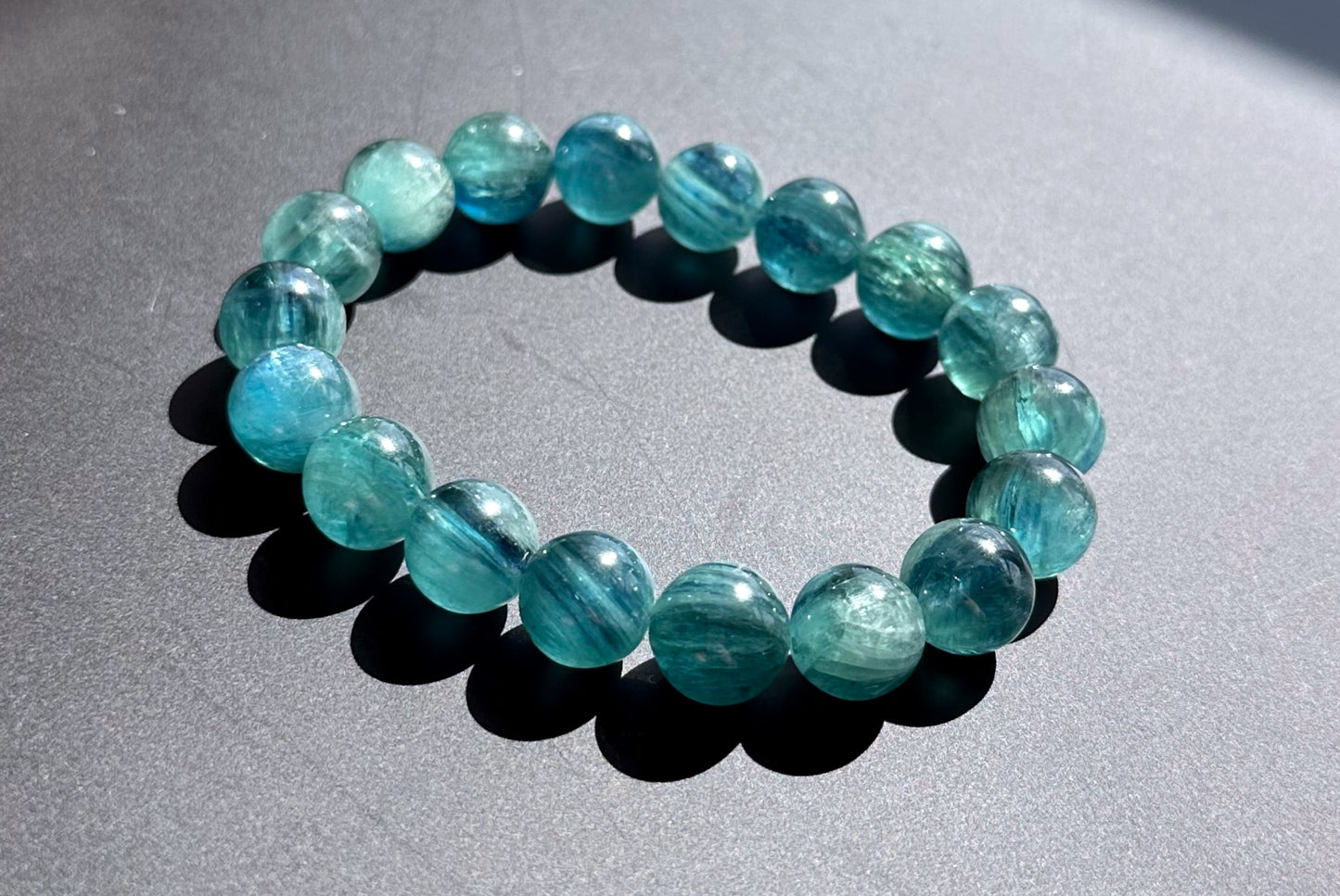 11mm+, Certified Undyed Icy Transparent Greenish Blue Kyanite Bracelet, Kyanite Bracelet, 稀有透体无烤无染绿蓝晶石
