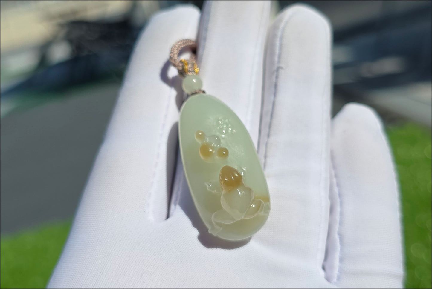 Certified Natural Warm White Nephrite Jade Hand-Carved Frog Pendant, 天然且末暖白带糖手工雕刻呱呱来财吊坠