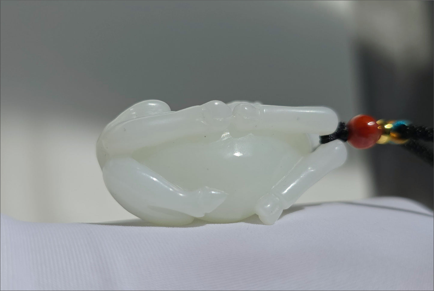 Certified Natural Russia White nephrite Jade Hand Carved Ox Pendant, 天然俄料白玉手工雕刻牛转乾坤吊坠