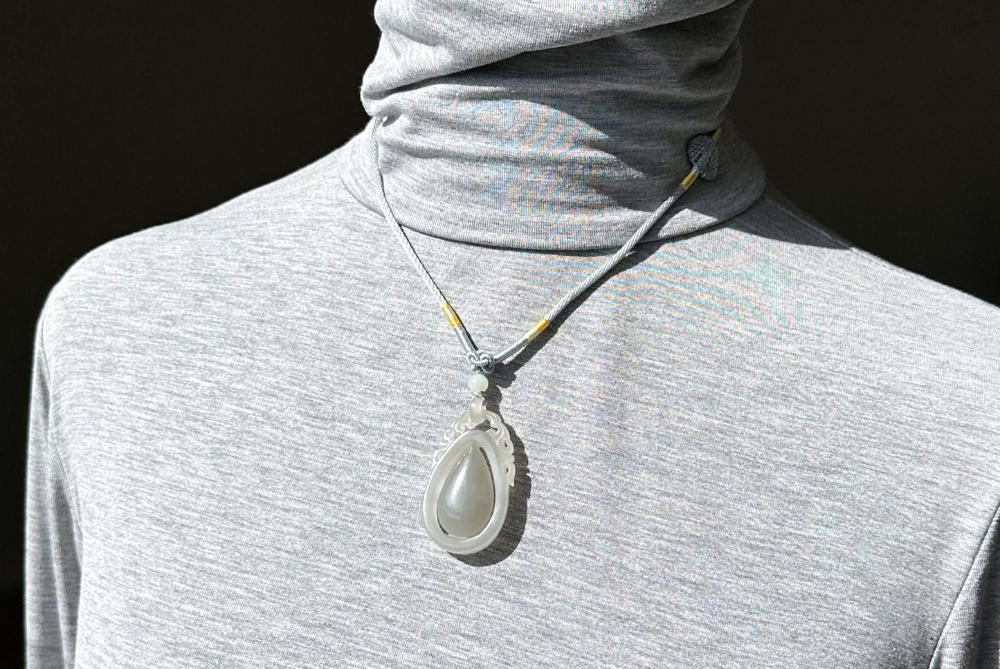 Certified Natural Smoky Gray Nephrite Jade Teardrop Pendant, 天然烟灰老矿和田玉精装水滴吊坠