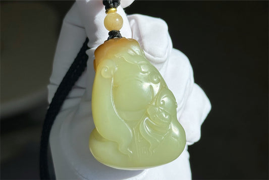 Certified Natural High-Quality Ruoqiang Yellow Nephrite Jade with Sugar Hand-Carved God of Wealth Big Pendant, 天然若羌黄口带糖手工雕刻财神吊坠
