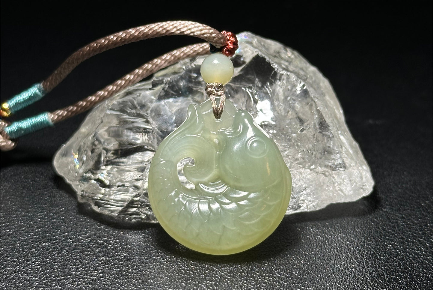 Certified Natural Qingshui Nephrite Jade Carved Koi Fish Pendant, 天然晴水和田玉雕刻锦鲤吊坠