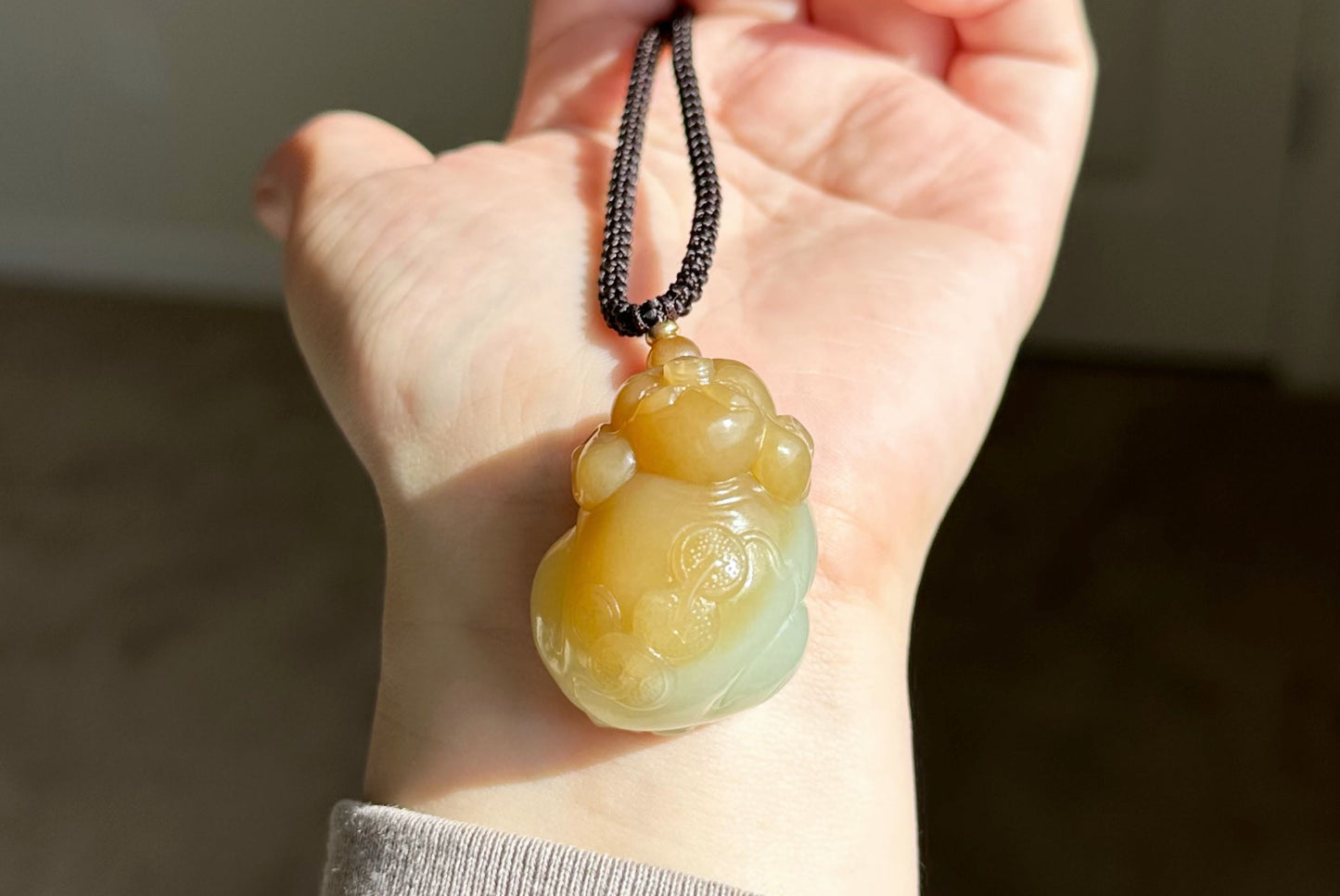 Certified Natural High-quality Qiemo Sugar-White Nephrite Jade Hand Carved "Fortune Pig" pendant, 天然精品且末糖白和田玉手工雕刻福猪吊坠