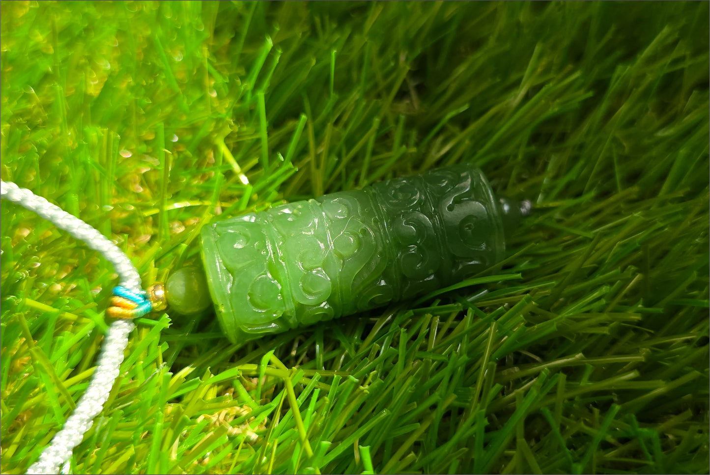 Certified Natural Spinach Green Nephrite Jade Carved Barrel-shaped Pendant,天然阳菠菜绿碧玉桶珠吊坠