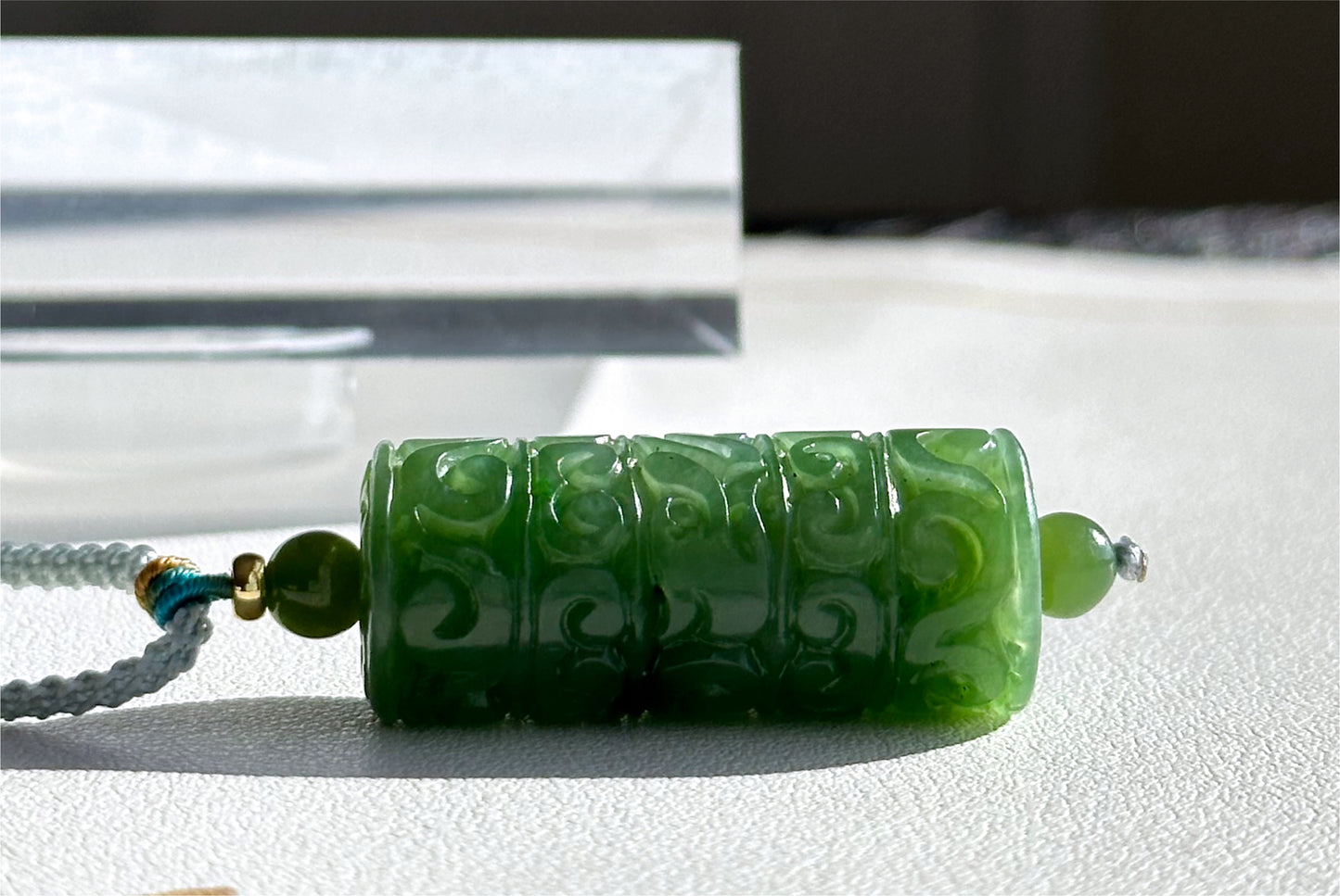Certified Natural Spinach Green Nephrite Jade Carved Barrel-shaped Pendant,天然阳菠菜绿碧玉桶珠吊坠