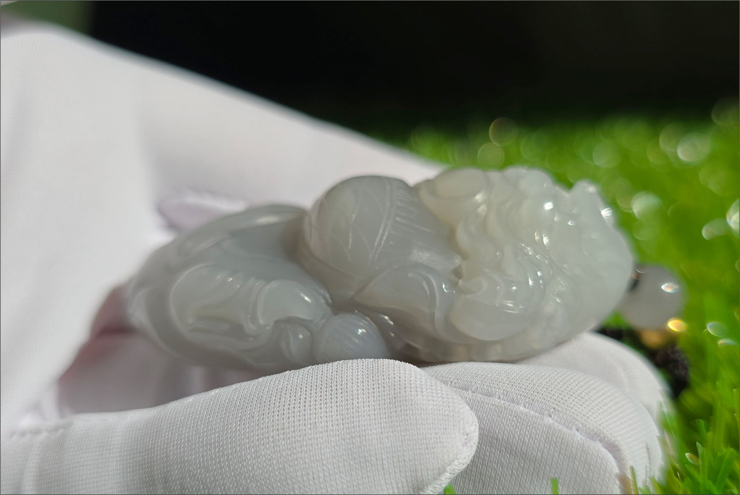 Certified Natural Qinghai Smoky Gray and White Nephrite Jade Hand-Carved Zhong Kui Pendant,天然烟灰和田玉手工雕刻钟馗吊坠