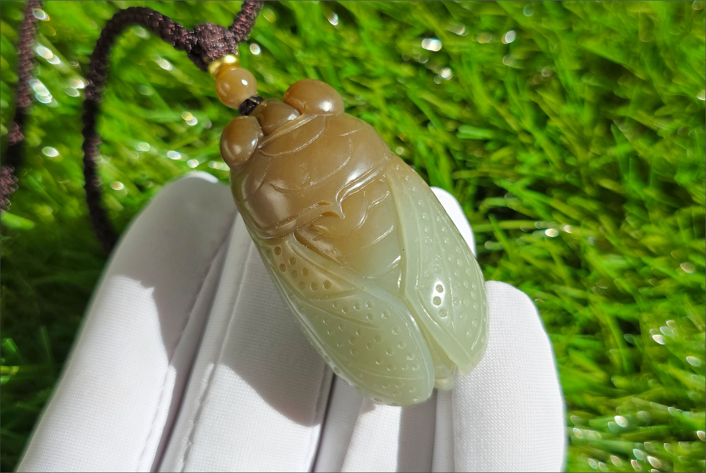 Certified Natural High-quality Ruoqiang Yellow and Sugar Brown Nephrite Jade Hand Carved Cicada Pendant, 天然若羌青黄口带糖和田玉手工雕刻一鸣惊人(蝉)吊坠