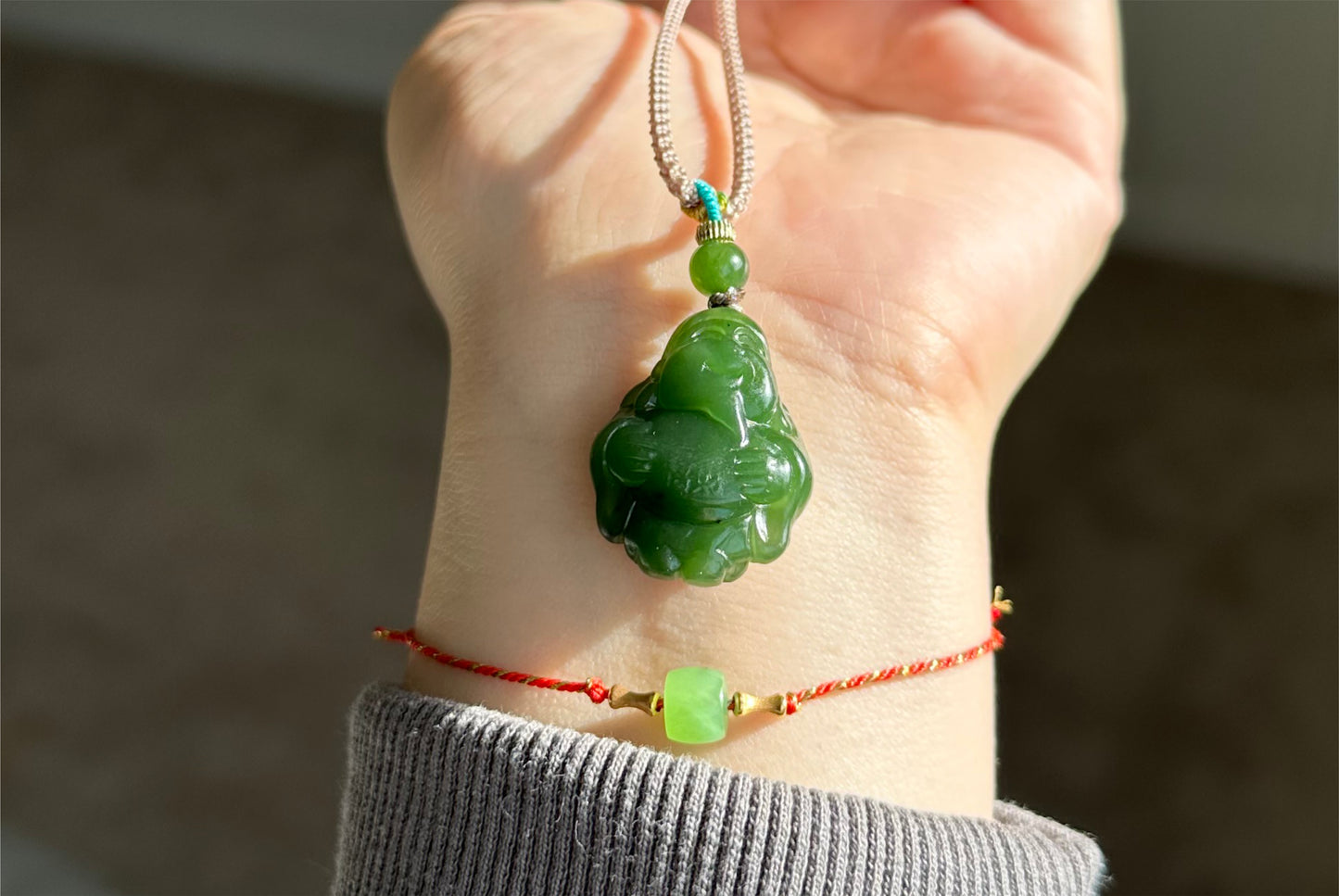 Certified Natural Russia Spinach Green Nephrite Carved God of Wealth Pendant, 天然俄料菠菜绿碧玉财神吊坠