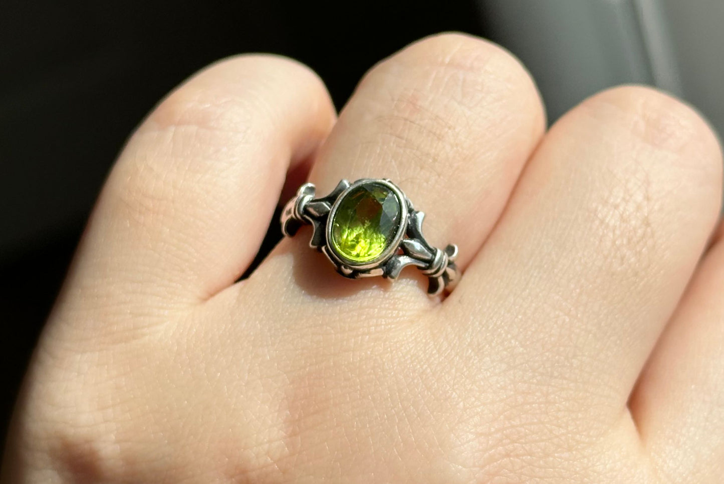 6x8, Natural Oval Faceted Peridot Silver Ring, S925 Sterling Silver Peridot Chrome Heart Ring, August Birthstone, 天然橄榄石克罗心纯银戒指