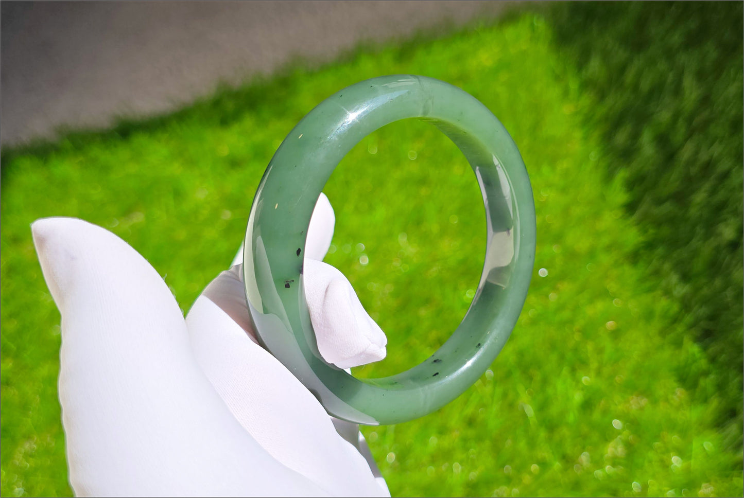 61mm, Certified Natural Siberian Spinach Green Nephrite Jade Bangle, 天然俄老油菠菜绿碧玉手镯