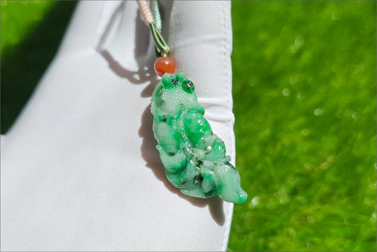 Certified Natural Type A Jadeite Jade Carved Goldfish Pendant, Type A Jadeite Jade Goldfish, 天然A货翡翠辣绿金鱼吊坠
