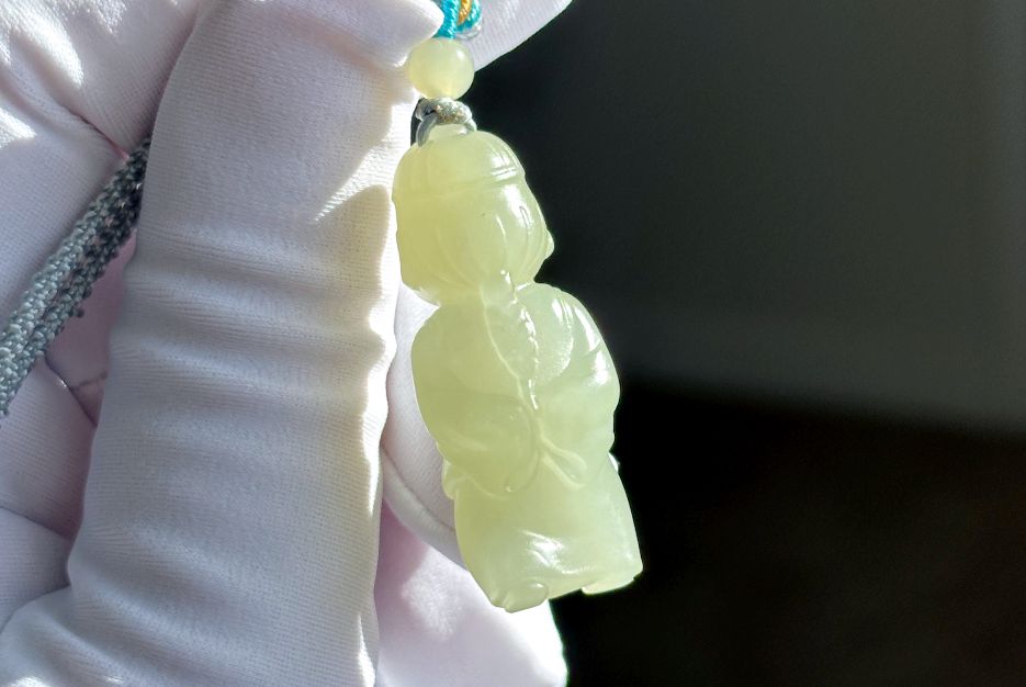 Certified Natural Green qingshui Nephrite Wealth Bringer Pendant, Jade Landlord Pendant, 天然绿晴水软玉小地主吊坠