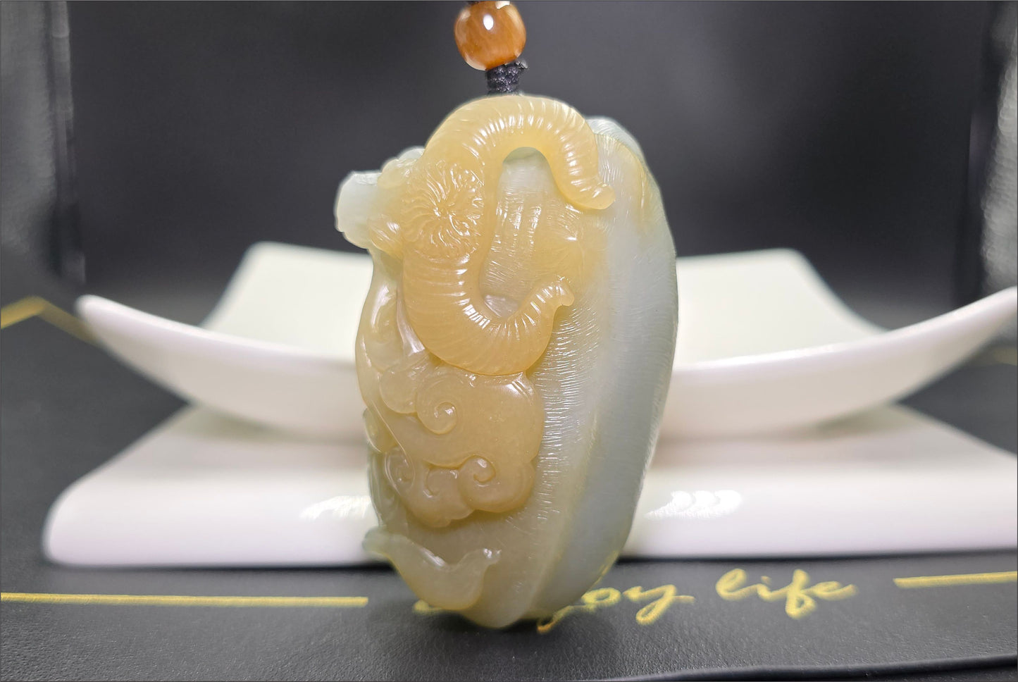 182.58Grams, Certified Natural High-Quality Qiemo Warm White and Yellow Sugar Hand Carvd Nephrite Jade Hand-Carved Buffalo Handheld Piece, 天然且末青白带黄糖和田玉手工雕刻水牛手把件