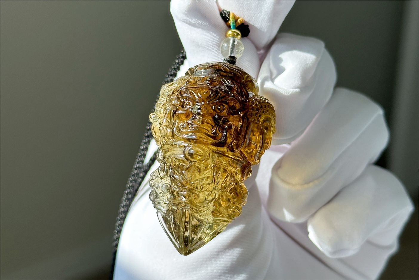 33.028grams, Natural Greenish Libyan Desert Glass Tektite Four-Faced Buddha Vajra Pendant, Collector-Grade Tektite | Powerful Spiritual Amulet, 天然四面金刚杵利比亚陨石吊坠