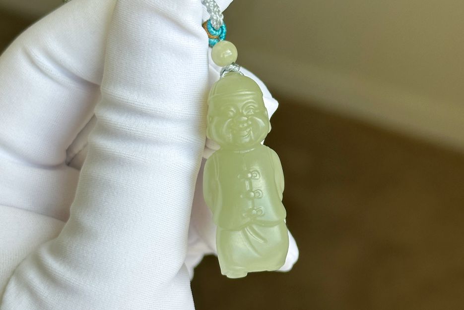 Certified Natural Green qingshui Nephrite Wealth Bringer Pendant, Jade Landlord Pendant, 天然绿晴水软玉小地主吊坠