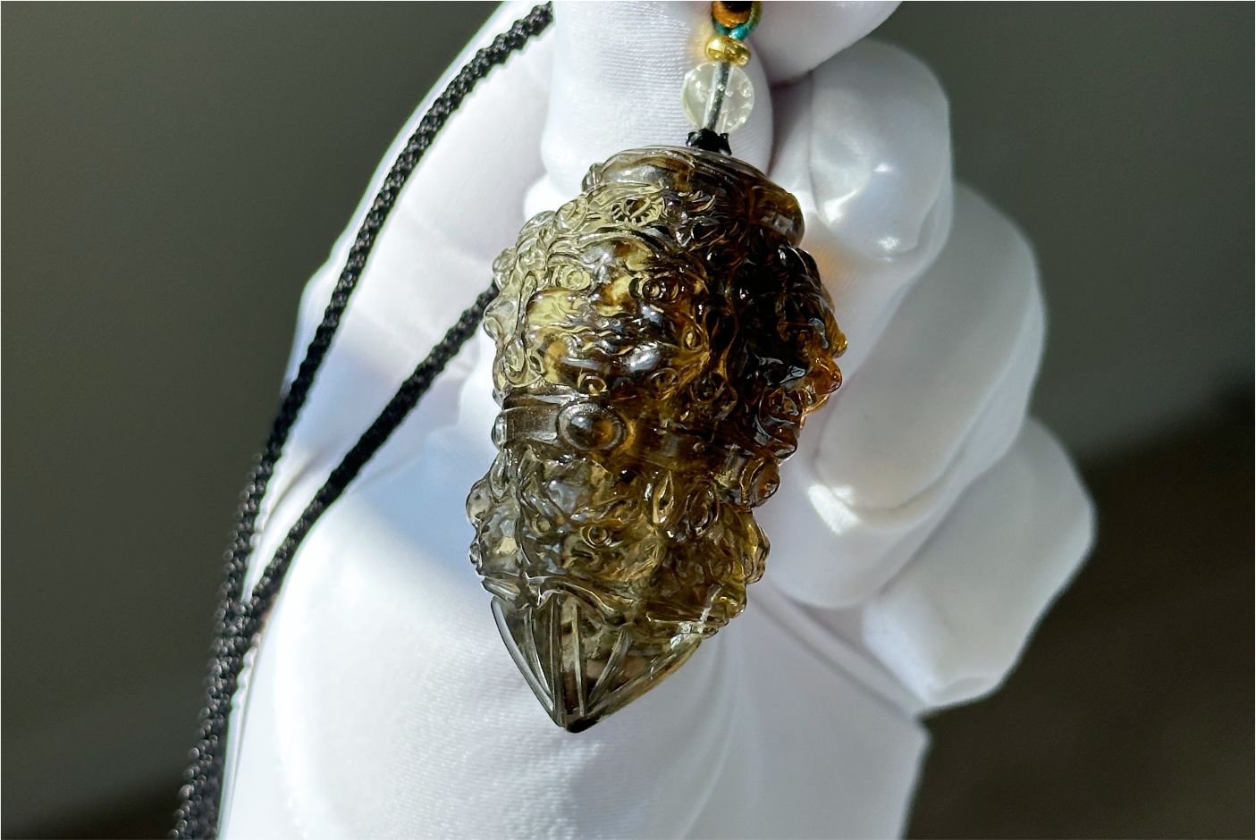 33.028grams, Natural Greenish Libyan Desert Glass Tektite Four-Faced Buddha Vajra Pendant, Collector-Grade Tektite | Powerful Spiritual Amulet, 天然四面金刚杵利比亚陨石吊坠