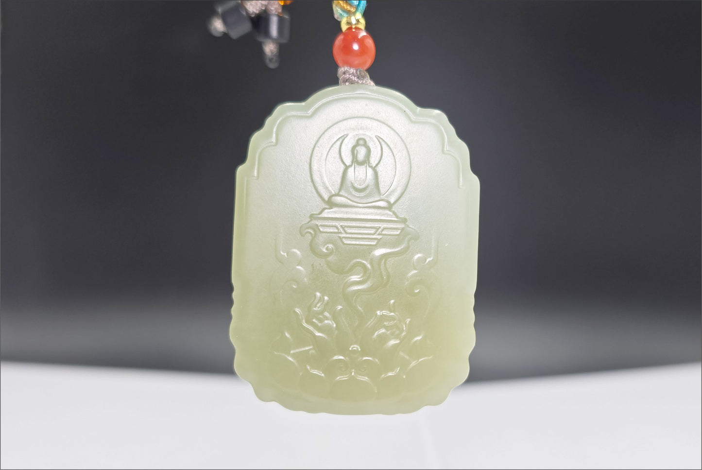 Certified Natural Qingshui Nephrite Jade Carved Guanyin Pendant, 天然晴水和田玉观音吊坠