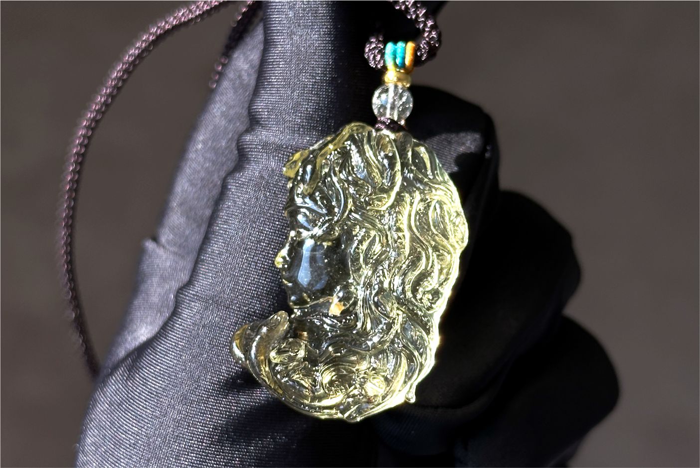 12.648 grams, Natural Top Grade High Clarity Authentic Libyan Desert Glass Tektite Carved Medusa Pendant, 天然透体利比亚陨石雕刻美杜莎吊坠