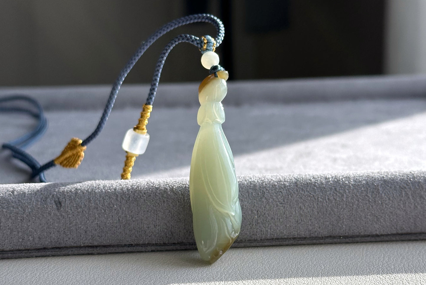 Certified Natural Qiemo Blue and Sugar Nephrite Jade Hand Carved Magnolia Flower Pendant, 天然且末冰蓝带天地糖手工雕刻玉兰花吊坠