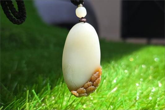 Certified Natural Qiemo Sugar-White Nephrite Jade Hand Carved Peacock Pendant, 天然且末糖白和田玉手工雕刻孔雀吊坠