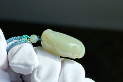 Certified Natural Blue Nephrite Jade Hand Carved Minimalist Money Toad Pendant, blue nephrite jade, 天然细料蓝软玉手雕蛙饼吊坠