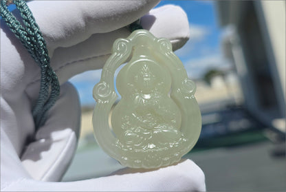 Certified Natural Qingshui Nephrite Jade Carved Gourd Guanyin Pendant, 天然晴水和田玉葫芦观音吊坠