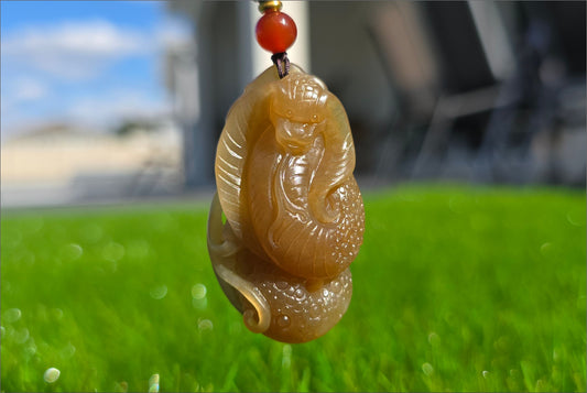 Certified Natural Yellow Sugar Nephrite Jade Hand-Carved Cobra Pendant – Jade Snake Pendant, 天然且末黄糖和田玉手工雕刻眼镜蛇吊坠吊坠