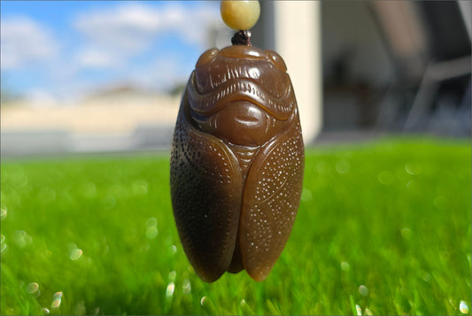 Certified Natural Full Brown Sugar Nephrite Jade Hand-Carved Cicada Pendant, 天然且末糖手工雕刻一鸣惊人(蝉)吊坠