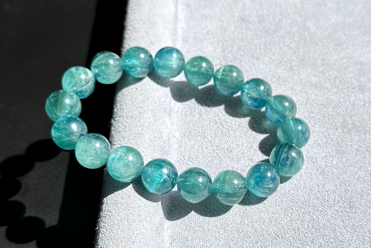 11mm+, Certified Undyed Icy Transparent Greenish Blue Kyanite Bracelet, Kyanite Bracelet, 稀有透体无烤无染绿蓝晶石