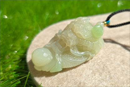 Certified Natural Qingshui and Emerald Green Nephrite Jade Hand Carved Dragon Pendant, 天然晴水带翠和田玉手工雕刻龙吊坠