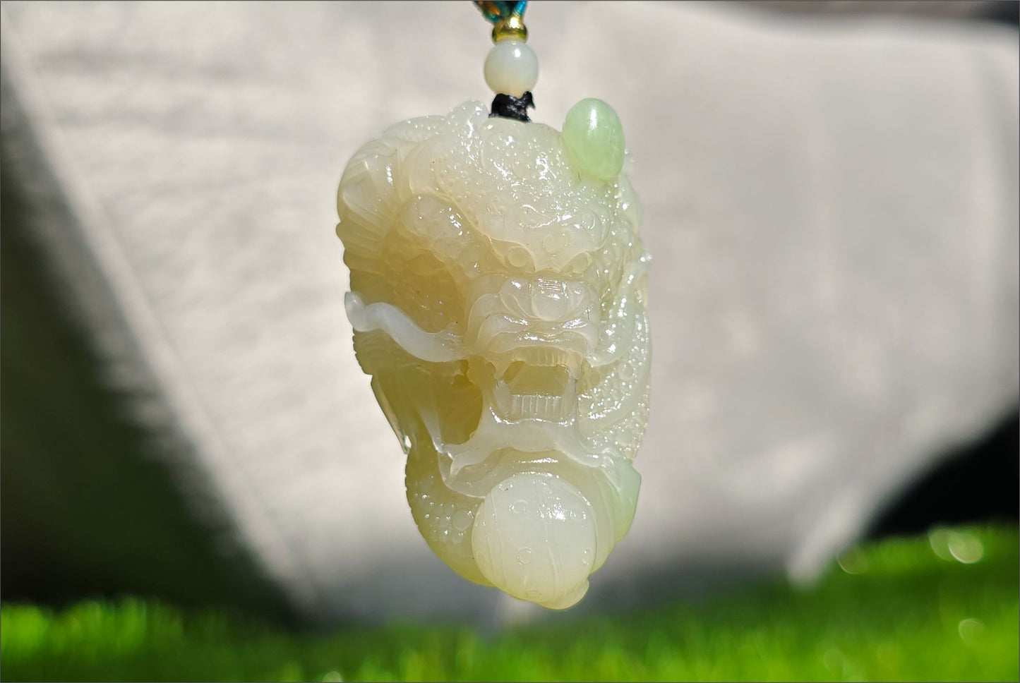 Certified Natural Qingshui and Emerald Green Nephrite Jade Hand Carved Dragon Pendant, 天然晴水带翠和田玉手工雕刻龙吊坠
