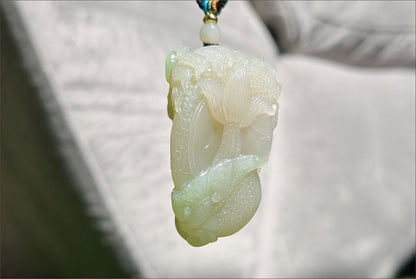 Certified Natural Qingshui and Emerald Green Nephrite Jade Hand Carved Dragon Pendant, 天然晴水带翠和田玉手工雕刻龙吊坠