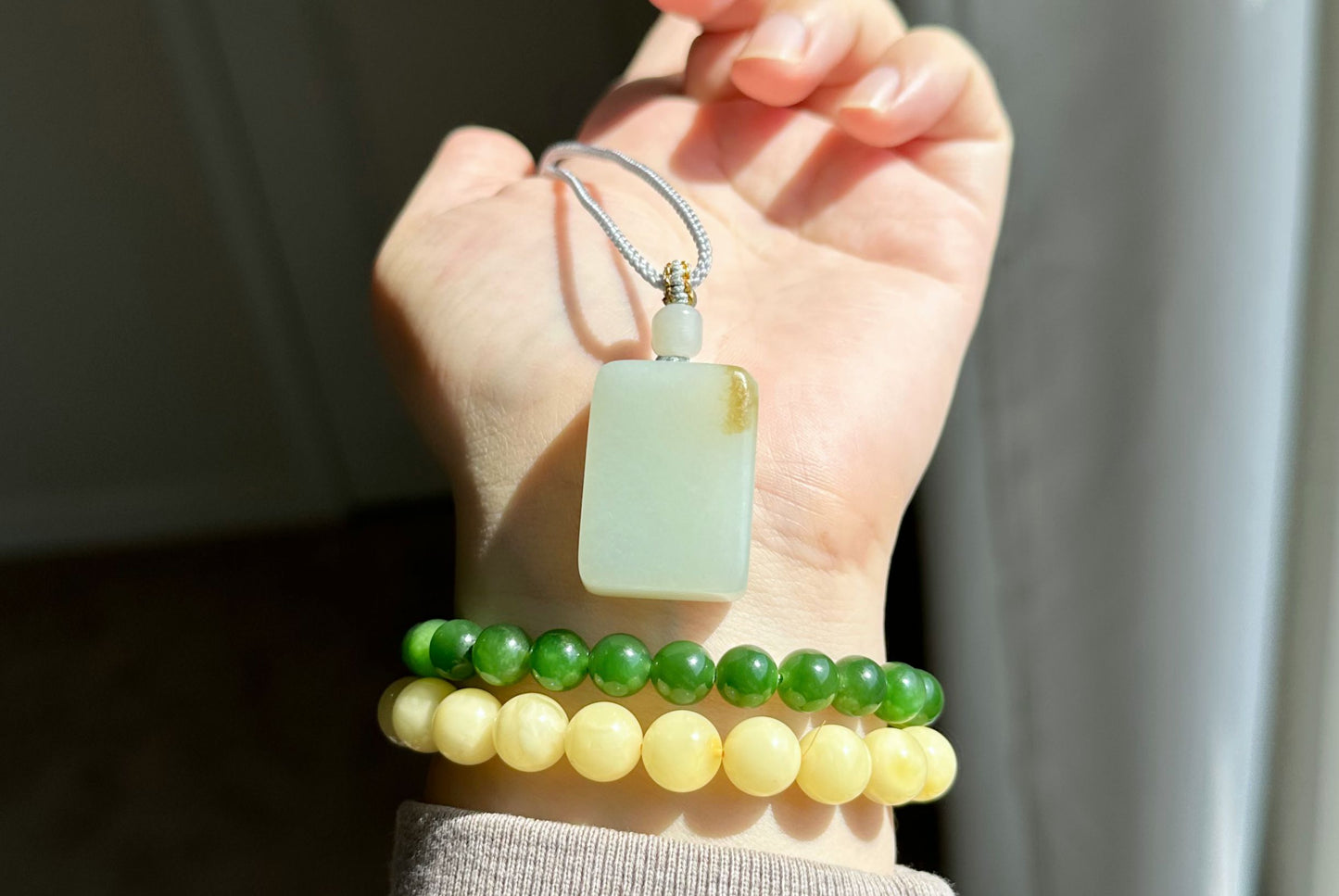 Certified Natural Warm White and sugar Nephrite Jade Wushi pai Peace Amulet Pendant, 天然俄白带一口糖和田玉无事牌吊坠