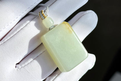 Certified Natural Warm White and sugar Nephrite Jade Wushi pai Peace Amulet Pendant, 天然俄白带一口糖和田玉无事牌吊坠