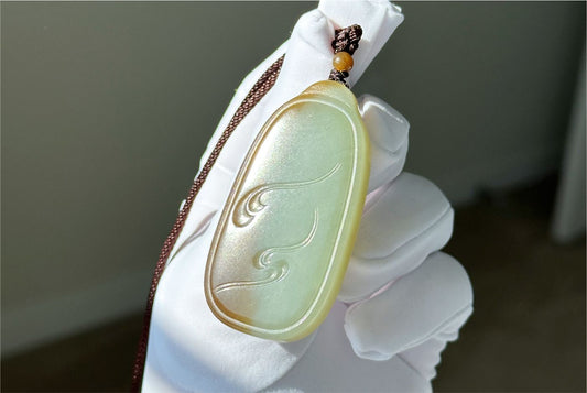 Certified Natural Collector's Choice Blue-with-Sugar Nephrite Jade Wu Shi Pai Pendant, 天然收藏级蓝糖玉正装无事牌