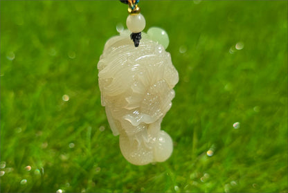Certified Natural Qingshui and Emerald Green Nephrite Jade Hand Carved Dragon Pendant, 天然晴水带翠和田玉手工雕刻龙吊坠