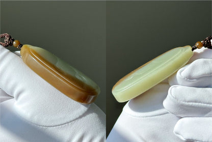 Certified Natural Collector's Choice Blue-with-Sugar Nephrite Jade Wu Shi Pai Pendant, 天然收藏级蓝糖玉正装无事牌