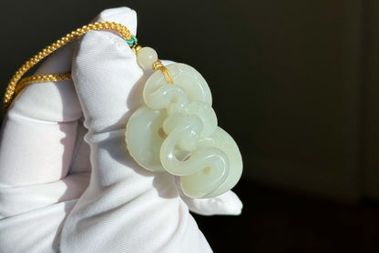 Certified Natural Qiemo White Nephrite Jade Hand-Carved Snake Pendant, 天然且末白和田玉手工雕刻蛇吊坠