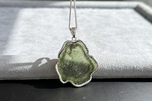 12.27Grams, Authentic Raw Moldavite tektite Silver Warpped Pendant, Real Raw Moldavite Pendant, 天然稀有捷克陨石原石手工包纯银吊坠