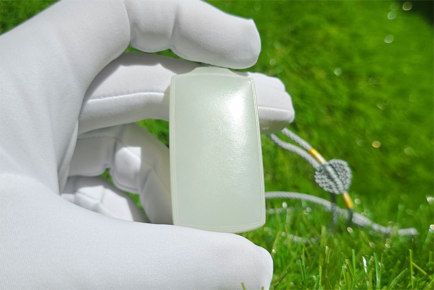 Certified Natural White Nephrite Jade Wushi pai Peace Amulet Pendant, 天然正装35俄巴沙和田白玉无事牌吊坠