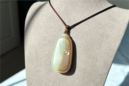 Certified Natural Collector's Choice Blue-with-Sugar Nephrite Jade Wu Shi Pai Pendant, 天然收藏级蓝糖玉正装无事牌