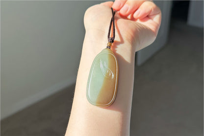 Certified Natural Collector's Choice Blue-with-Sugar Nephrite Jade Wu Shi Pai Pendant, 天然收藏级蓝糖玉正装无事牌