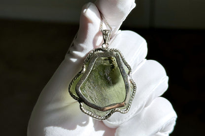 12.27Grams, Authentic Raw Moldavite tektite Silver Warpped Pendant, Real Raw Moldavite Pendant, 天然稀有捷克陨石原石手工包纯银吊坠