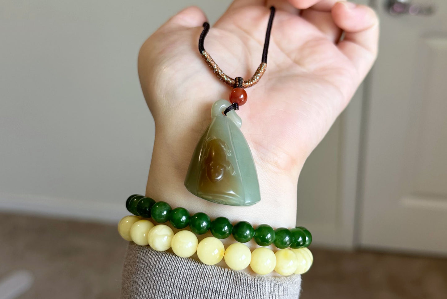Certified Natural Warm White & Sugar Nephrite Jade Hand-Carved Frog on Lotus Pod Pendant, 天然且末青白带糖和田玉手工雕刻莲蓬吊坠