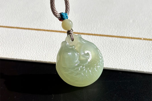 Certified Natural Qingshui Nephrite Jade Carved Koi Fish Pendant, 天然晴水和田玉雕刻锦鲤吊坠