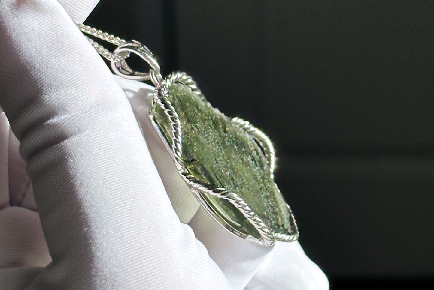 12.27Grams, Authentic Raw Moldavite tektite Silver Warpped Pendant, Real Raw Moldavite Pendant, 天然稀有捷克陨石原石手工包纯银吊坠