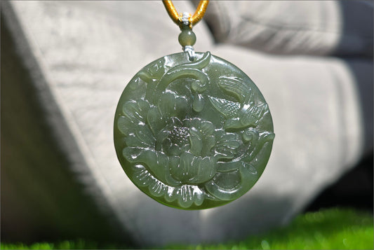 Certified Natural Lake Green Nephrite Jade Hand Carved Magpie and Peony Pendant, 天然湖水绿和田玉手工雕双面工牡丹喜鹊圆牌吊坠