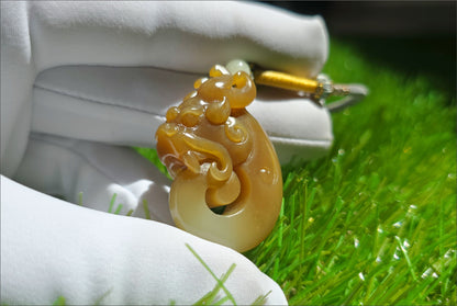 Certified Natural Qiemo Sugar and Warm White Nephrite Jade Hand Carved Antique Dragon Pendant, 天然且末糖白和田玉手工雕刻仿古龙精品吊坠